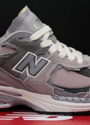 Чоловічі кросівки демісезонні new balance 2002r замша/текстиль світло-коричневі р. 41-45
