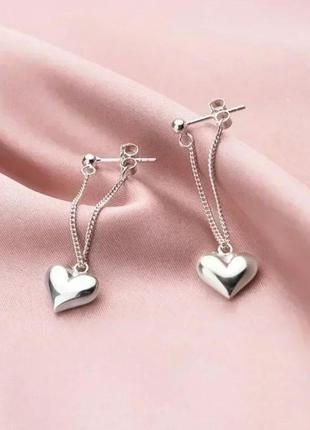 Серьги серебристые оригинальные стильные цепочки сердечко