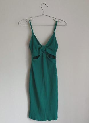 Стильное платье