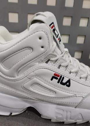 Женские высокие кроссовки fila the disruptor кожаные на меху белые