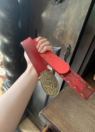 Ремень кожаный лаковый атласный красный брендовый пояс