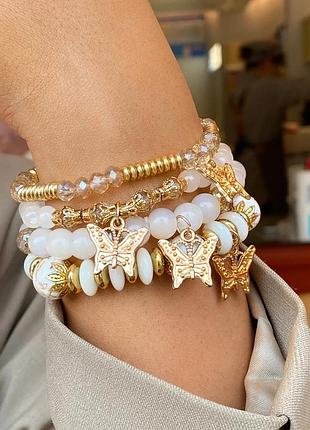 Комплект з 4 браслетів