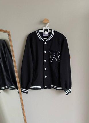 Стильний дитячий бомбер в школу для дівчинки чорного кольору