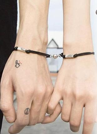 Бреслети для пари на магнітах