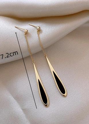 Золотисті сережки цвяшки