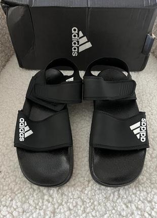 Босоніжки adidas