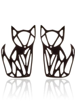 Сережки у вигляді лисичкі сріблястого , золотистого та чорного кольорів розмір 11*5 мм