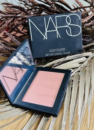 Оригінал хайлайтер nars light sculpting highlighting powder maldives оригинал хайлайтер
