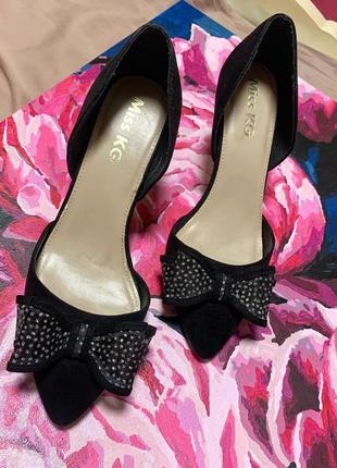 Фірмові туфлі човники kurt geiger