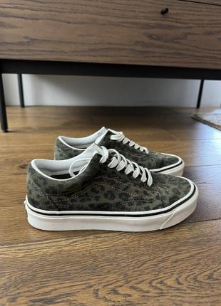 Кеди vans