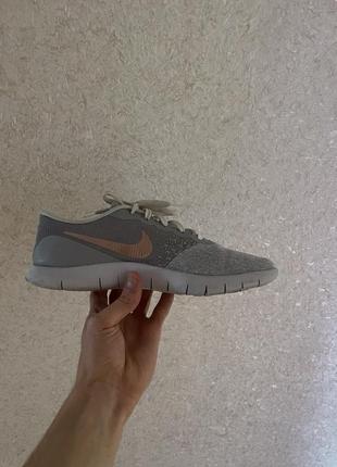 Кросівки для бігу nike flex contact розмір 40,5