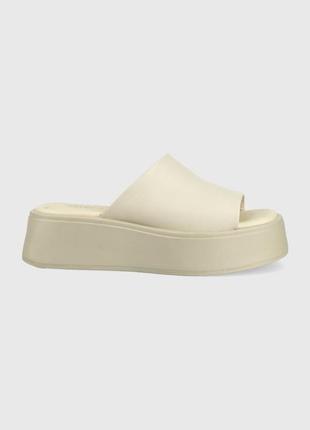 Шкіряні шльопанці vagabond shoemakers courtney