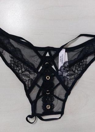 Открытые трусики тонг victoria's secret с кружевом6 фото