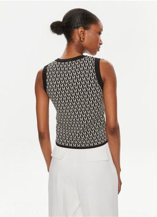 Жилетка  guess