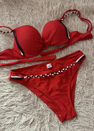 Купальник красный