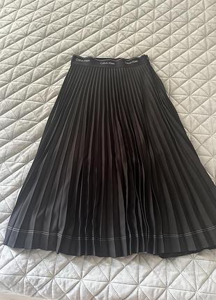 Продам юбку calvin klein 2