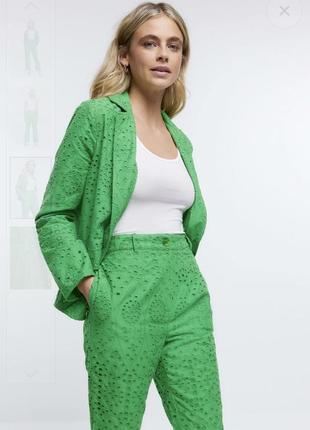 Брюки яскраво зеленого кольору вишивка з підкладкою river island