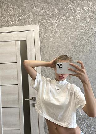 Жіночий кроп топ nike розмір м