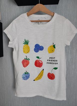 Красивая футболка next на девочку