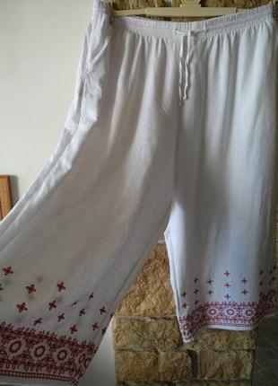 Брюки батал с льном свободного кроя contains linen