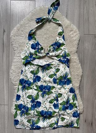 Плаття квітковий принт на шию з вирізом сукня