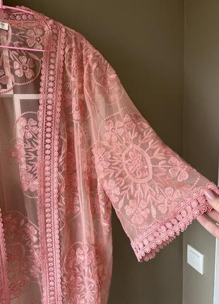 Кружевная накидка на купальник розовая пудровая летнее кимоно халат пляжный вышивка в узор цветочный принт f&f holiday 🩷5 фото
