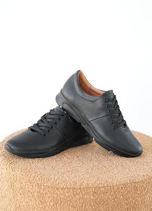 Базові чорні жіночі кросівки весняні-осінні,зручні,натуральна шкіра-жіноче взуття весна-осінь3 фото