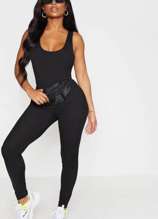 Комбинезон в рубчик с брюками от prettylittlething