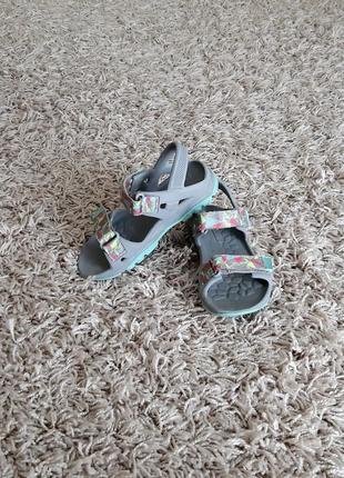 Босоніжки, сандалі merrell 30 розміру.