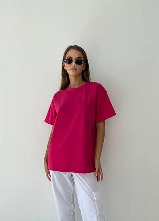 Стильная футболка оверсайз