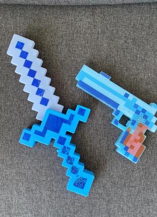 Меч та пістолет світло звук майнкрафт minecraft