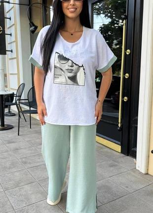 Женский костюм