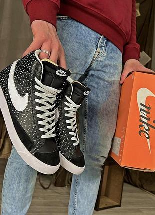 Nike blazer mid 77 polka swoosh