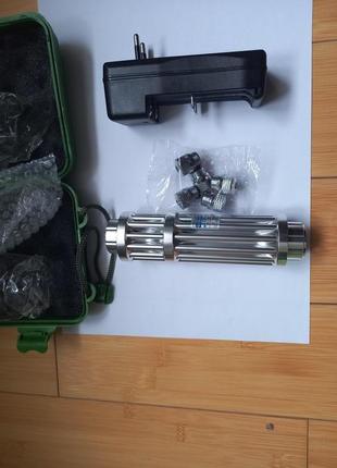 Потужна лазерна указка з насадками blue laser b017