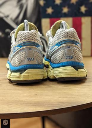 Кросівки asics 39 розмір
оригінал4 фото