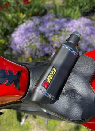 Глушитель на мотоцикл, прямоток, прямоточный глушитель, выхлоп на мото, акрапович, akrapovic, вихлоп