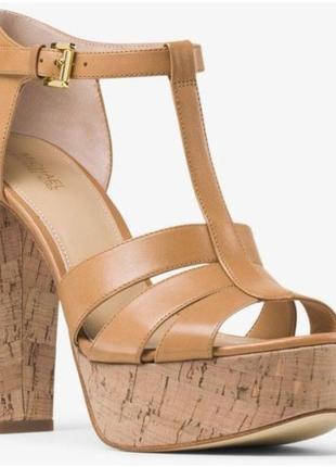 Босоножки michael kors 39
новые, оригинал