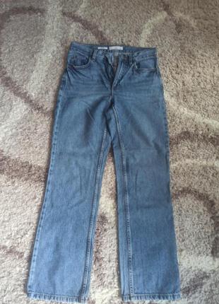 Женские джинсы