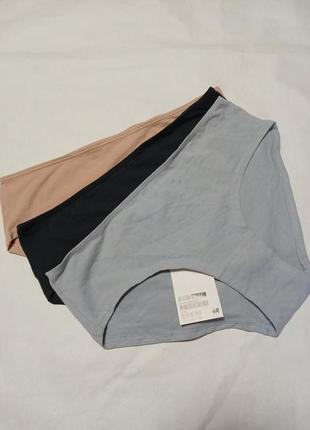 Набір  жіночих трусиків   розмір s, бренду  h&m
нові