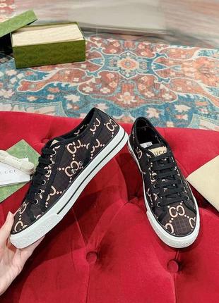 Чоловічі кеди кросівки брендові