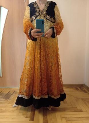 Чудове плаття в підлогу, індійське вбрання, розмір 18-202 фото