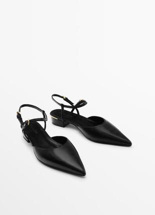 Чорні шкіряні босоніжки massimo dutti 37