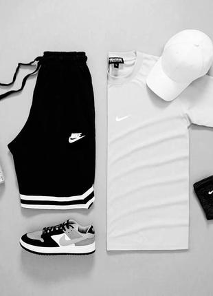 Nike спортивний костюм