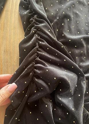 Вечірня сукня із велюру