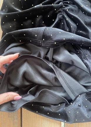 Вечірня сукня із велюру