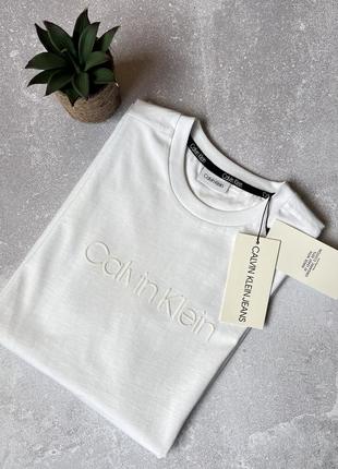 Футболка calvin klein