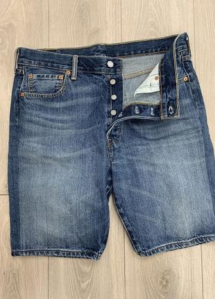 Мужские джинсовые шорты levi`s
