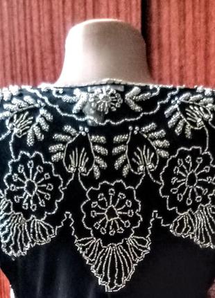 Платье, со съёмным воротником.