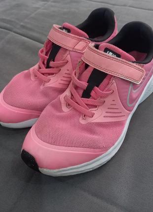 Кроссовки на девочку nike 3