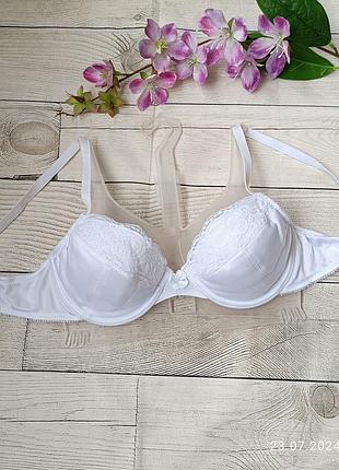 Гладкий бюстгальтер на кісточках без пуш-ап